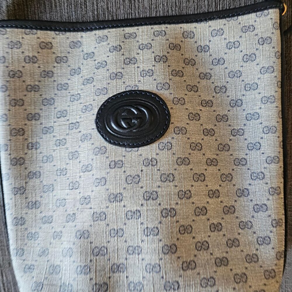 GUCCI Navy Blue Canvas Supreme Micro GG Blue Trim Crossbody Bag Authenticated - Picture 3 of 16